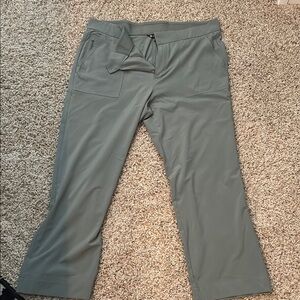 Women’s olive green pants